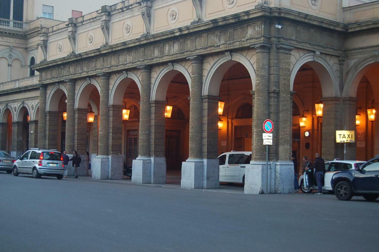 Terminal Bus Cairoli Bed & Breakfast Palermo Exterior photo